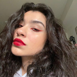 Meet your Posher, Aisha